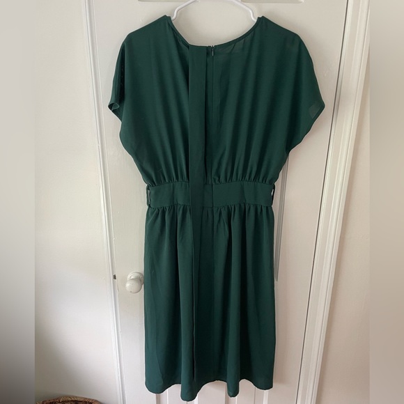 Winter green dress with tie! - Picture 2 of 4